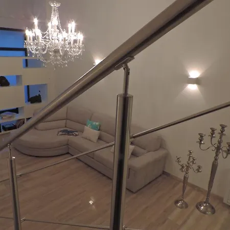 Best Holidays Loft Apartment