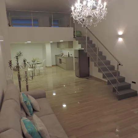 Best Holidays Loft Apartment *